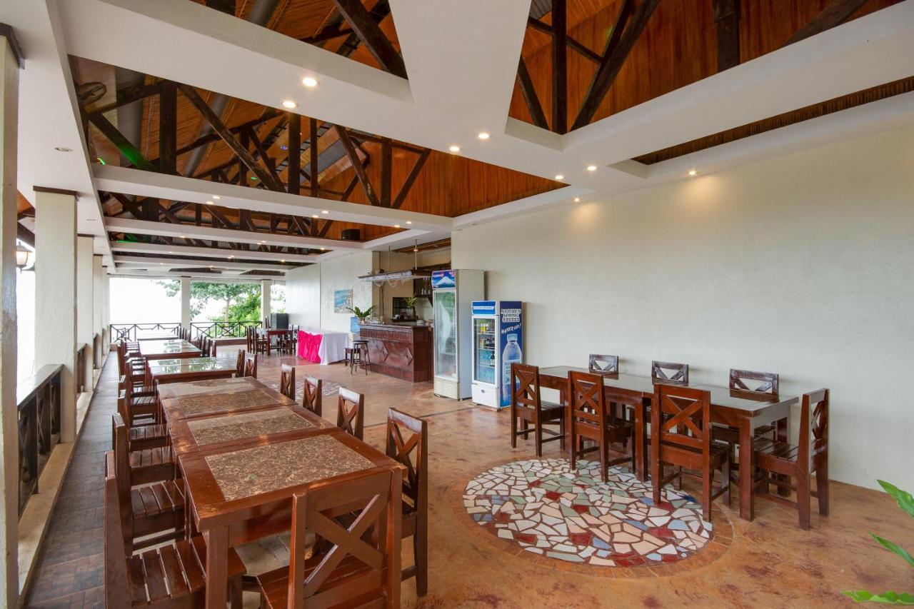 Oyo 435 La Veranda Beach Resort パングラオ エクステリア 写真